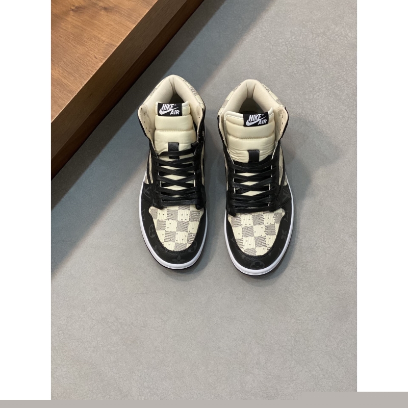 l**is V*t*n sneakers